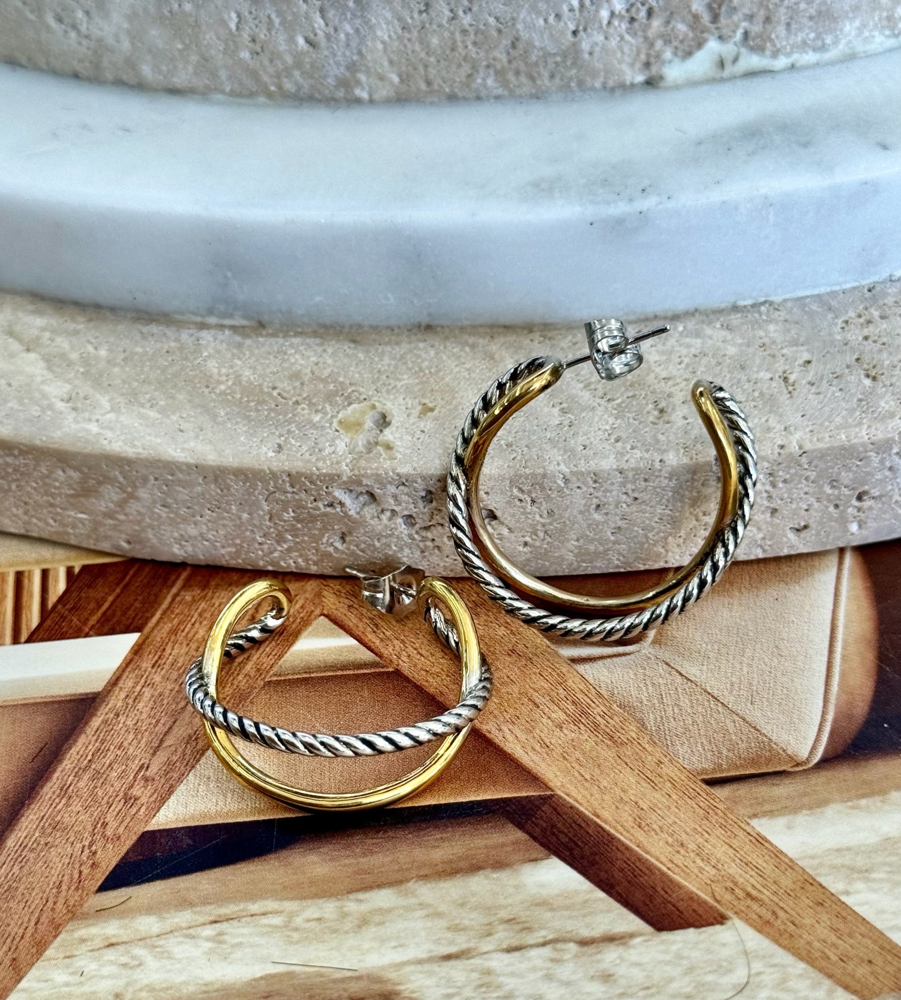 Gold cable hoops
