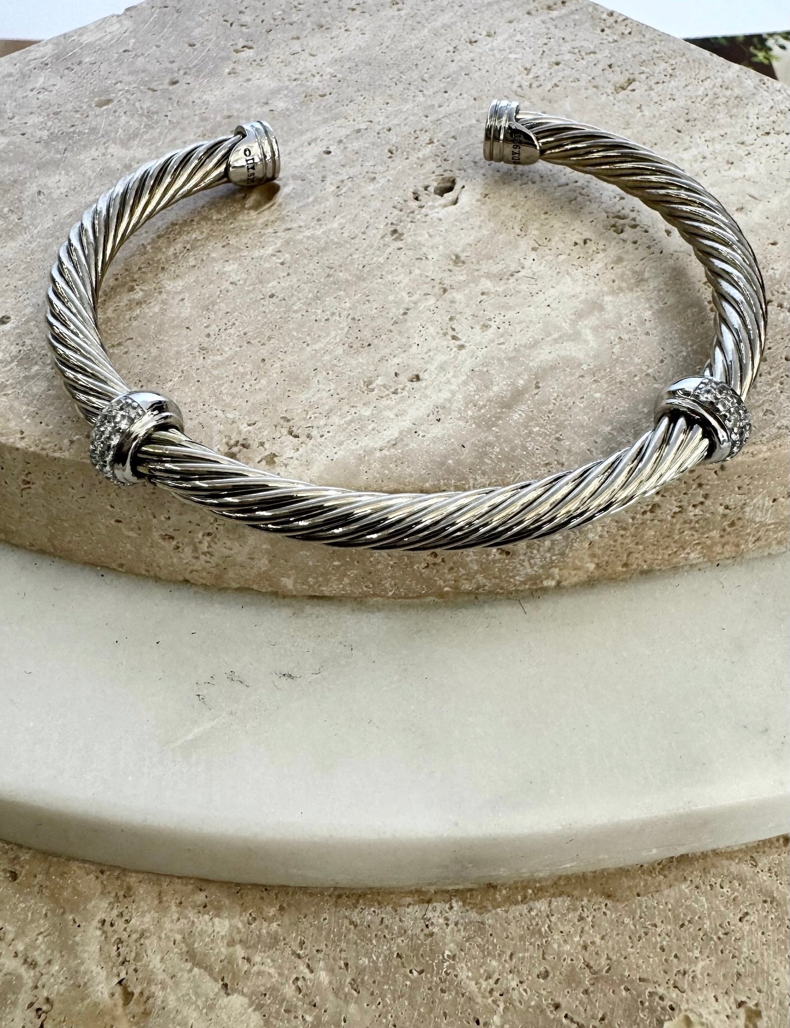 Show it off cable bracelet