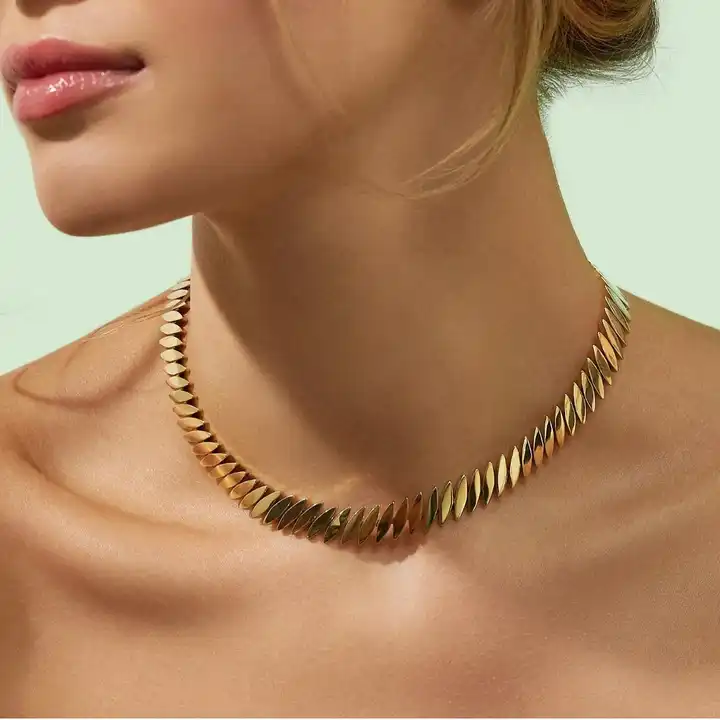Feather necklace