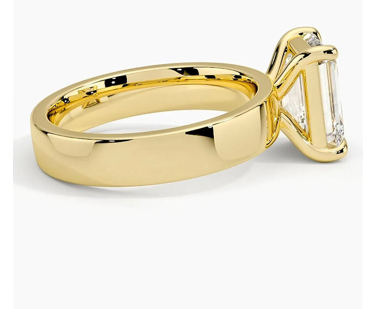 Emerald diamond ring